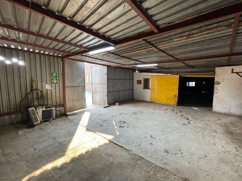 To Let commercial Property for Rent in Hennopspark Gauteng