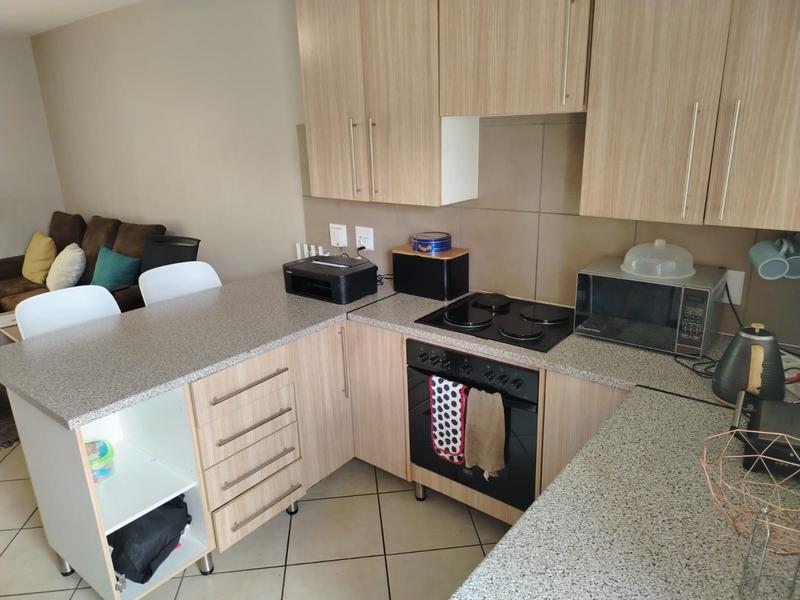 To Let 2 Bedroom Property for Rent in Monavoni Gauteng
