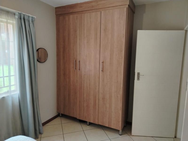 To Let 2 Bedroom Property for Rent in Monavoni Gauteng