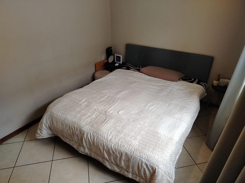 To Let 2 Bedroom Property for Rent in Monavoni Gauteng