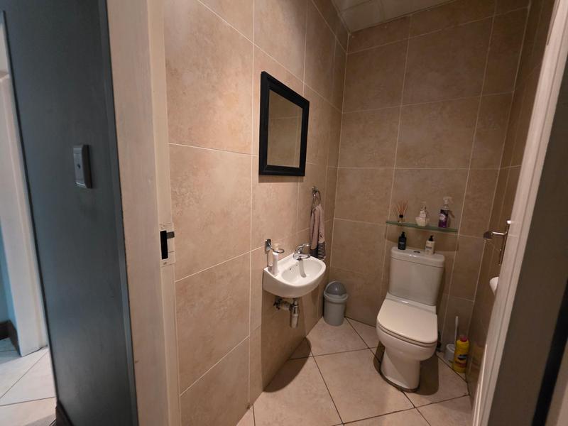 Commercial Property for Sale in Die Hoewes Gauteng