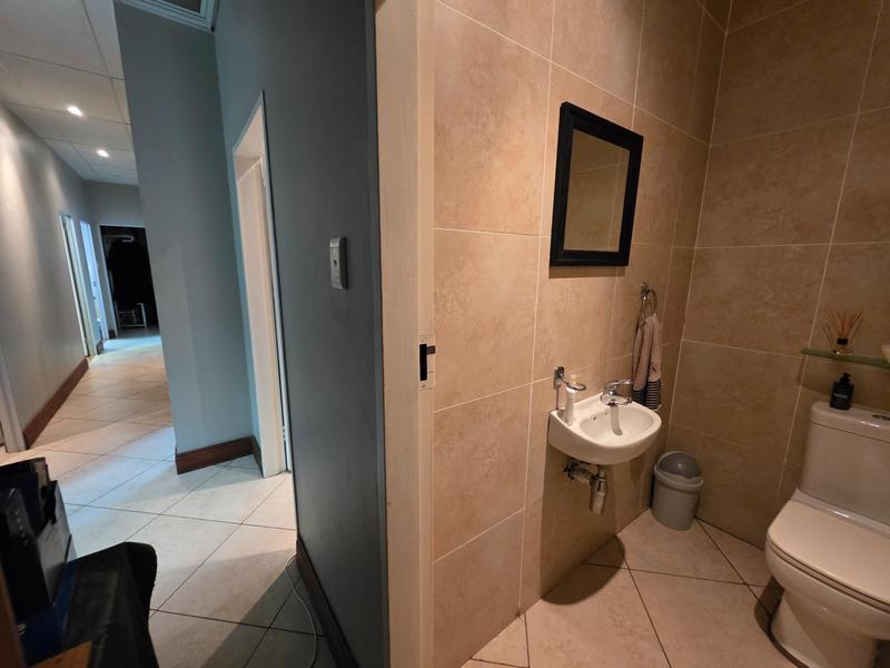 Commercial Property for Sale in Die Hoewes Gauteng