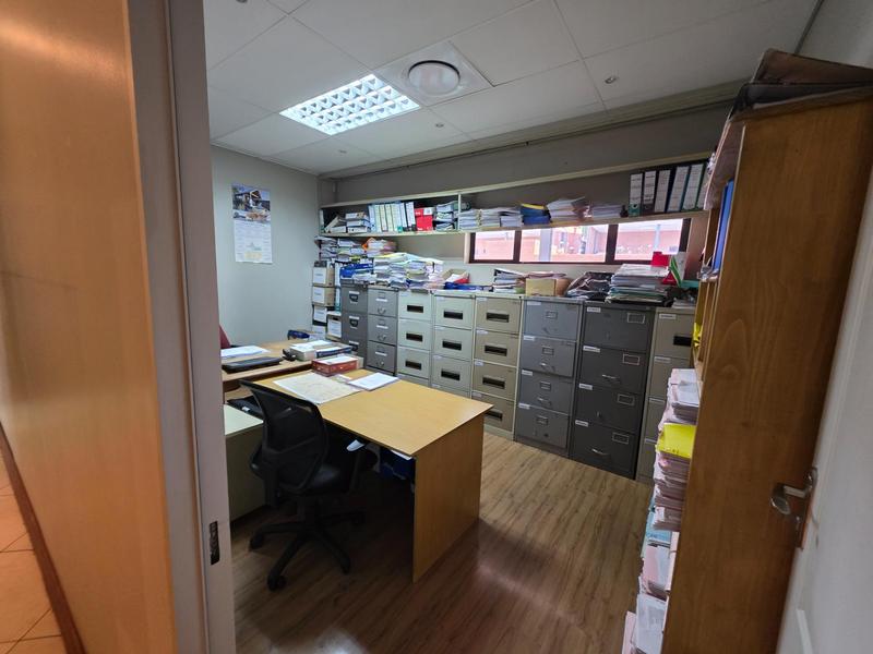 Commercial Property for Sale in Die Hoewes Gauteng