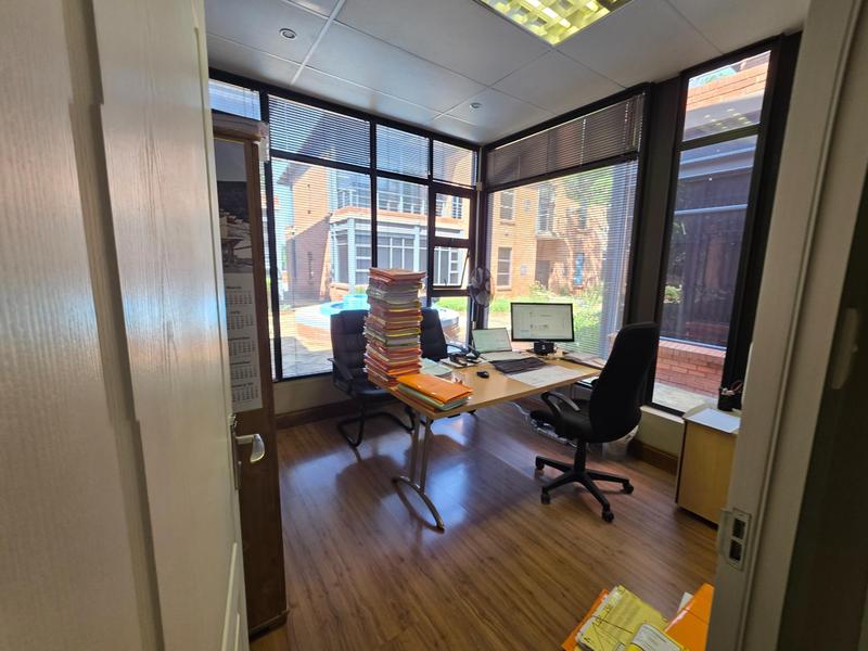 Commercial Property for Sale in Die Hoewes Gauteng