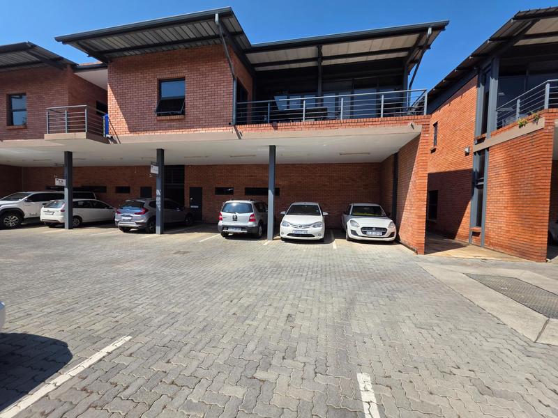 Commercial Property for Sale in Die Hoewes Gauteng