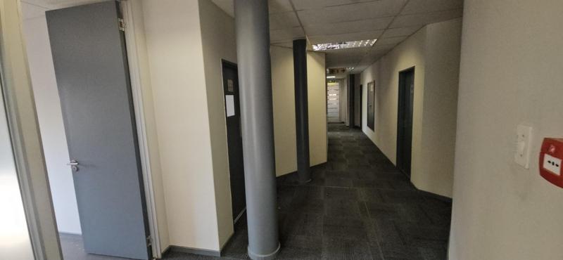To Let commercial Property for Rent in Vorna Valley Gauteng