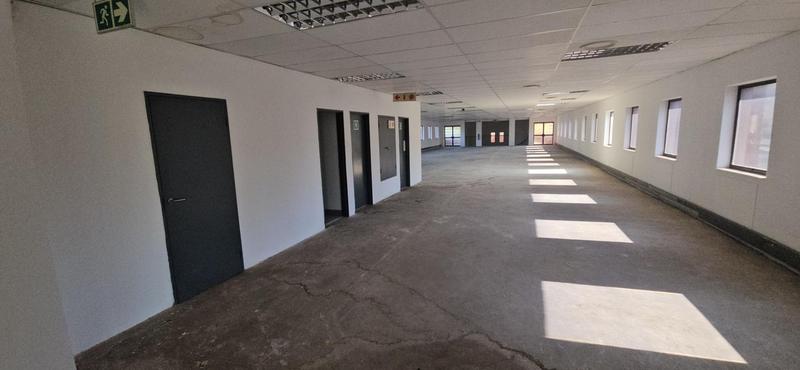 To Let commercial Property for Rent in Vorna Valley Gauteng
