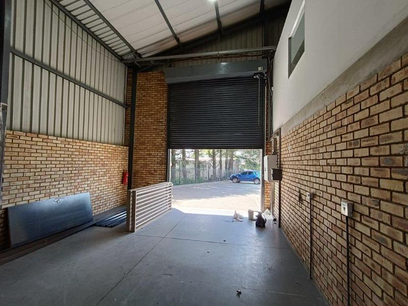 To Let commercial Property for Rent in Princess A H Gauteng