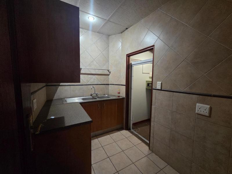 To Let commercial Property for Rent in Die Hoewes Gauteng