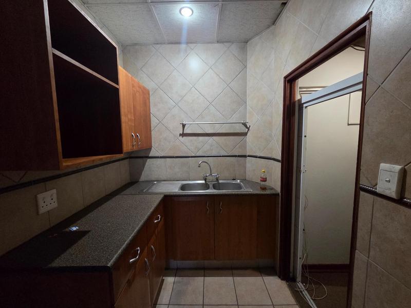 To Let commercial Property for Rent in Die Hoewes Gauteng