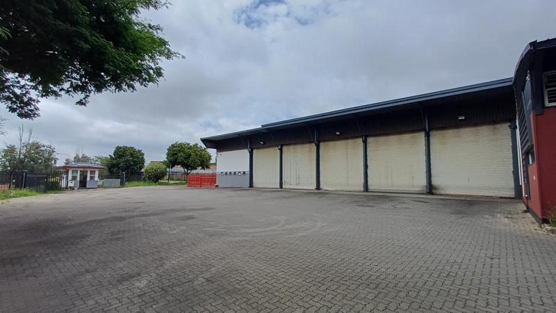 To Let commercial Property for Rent in Louwlardia Gauteng