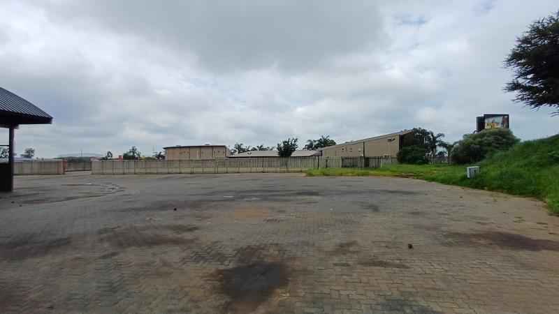 To Let commercial Property for Rent in Louwlardia Gauteng