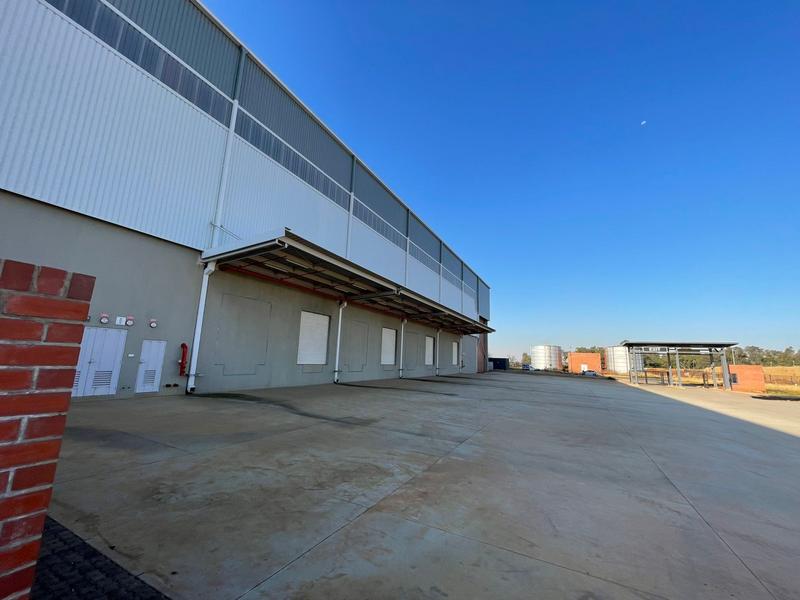 To Let commercial Property for Rent in Louwlardia Gauteng