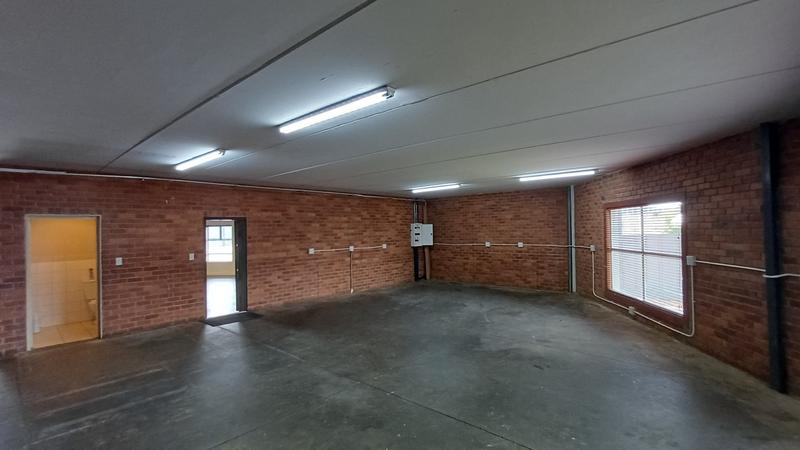 To Let commercial Property for Rent in Rooihuiskraal Gauteng