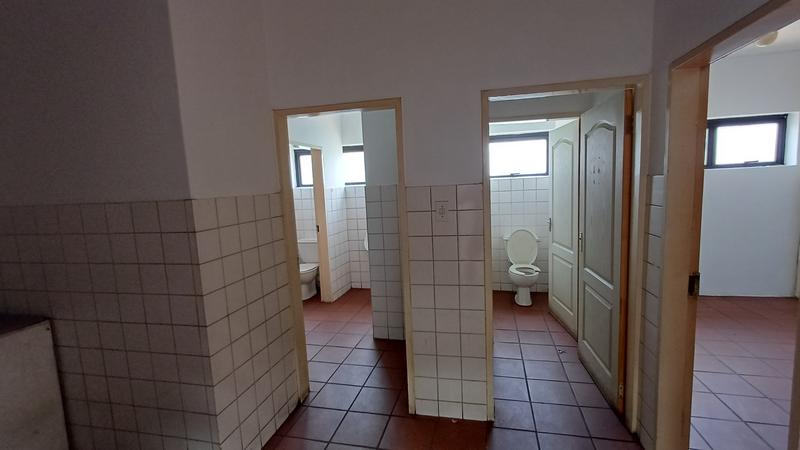 To Let commercial Property for Rent in Rooihuiskraal Gauteng