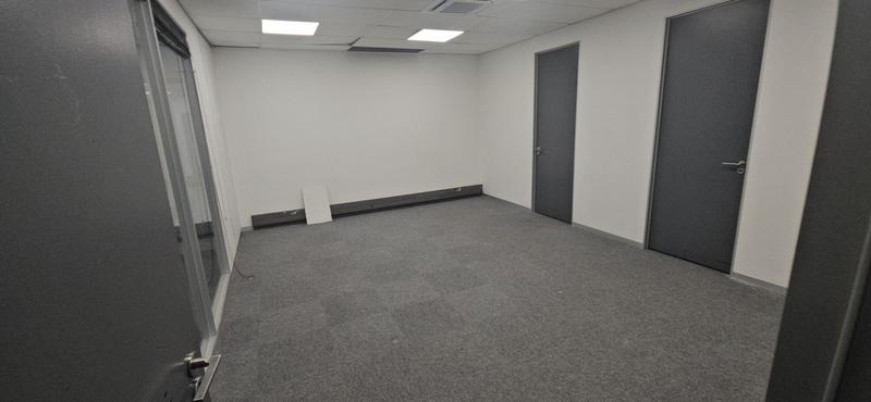 To Let commercial Property for Rent in Midridge Park Gauteng
