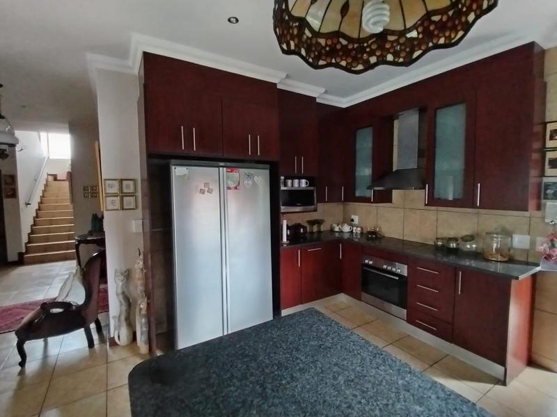 4 Bedroom Property for Sale in Amberfield Manor Gauteng