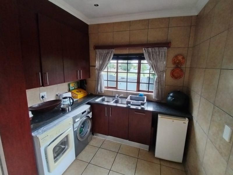 4 Bedroom Property for Sale in Amberfield Manor Gauteng