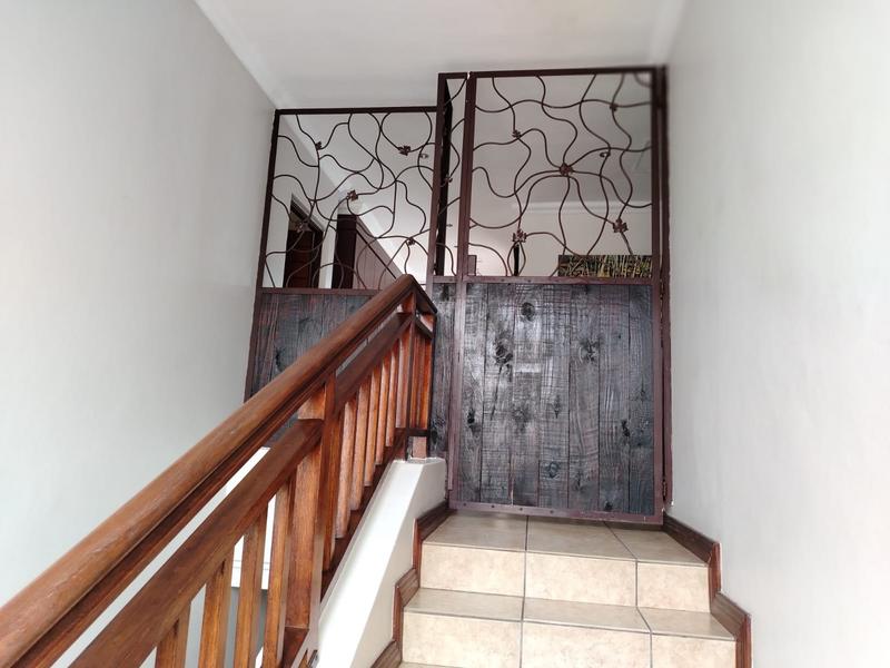 4 Bedroom Property for Sale in Amberfield Manor Gauteng