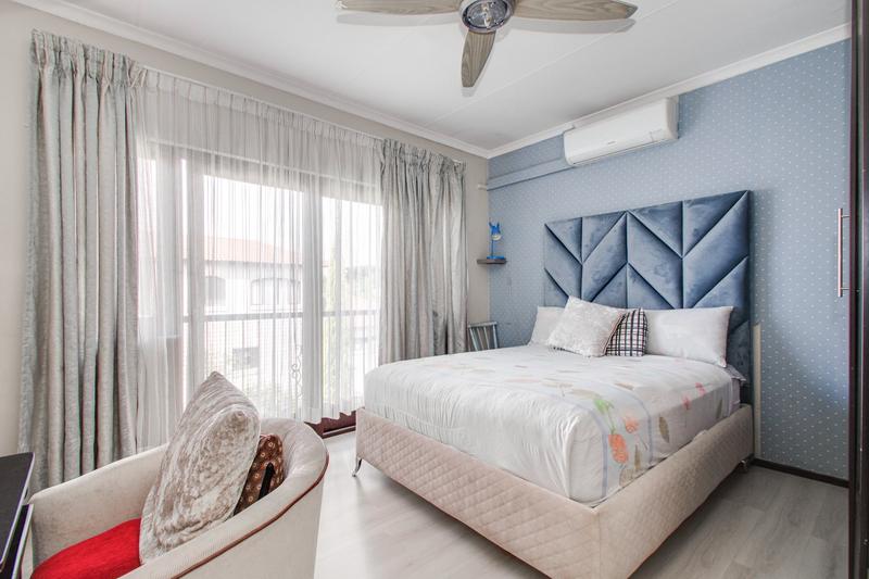 To Let 3 Bedroom Property for Rent in Broadacres Gauteng