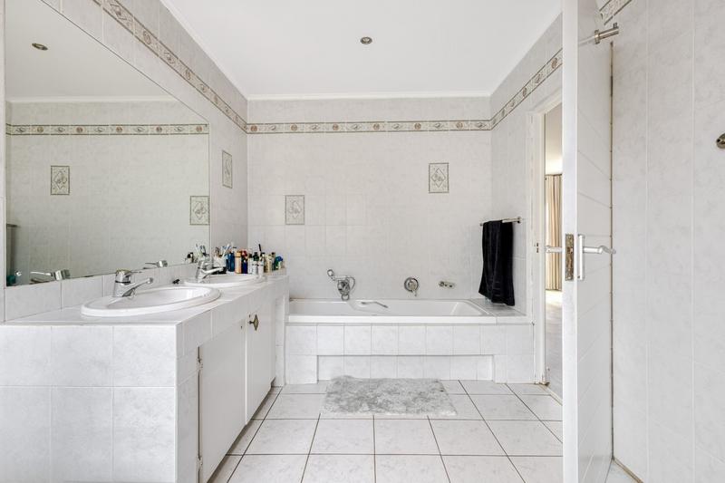 To Let 3 Bedroom Property for Rent in Dainfern Golf Estate Gauteng