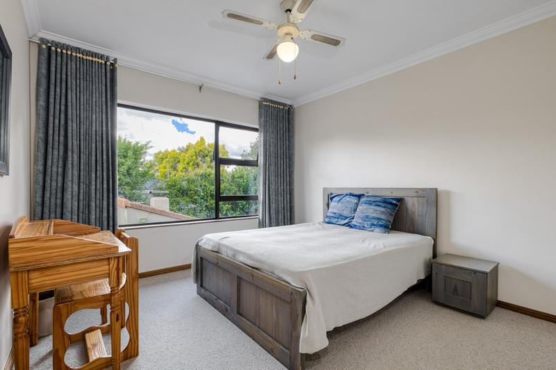 To Let 4 Bedroom Property for Rent in Dainfern Golf Estate Gauteng