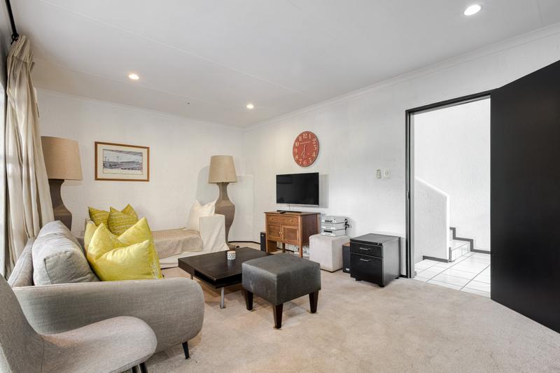 To Let 4 Bedroom Property for Rent in Dainfern Golf Estate Gauteng