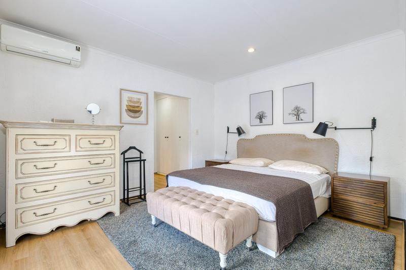 To Let 4 Bedroom Property for Rent in Dainfern Golf Estate Gauteng