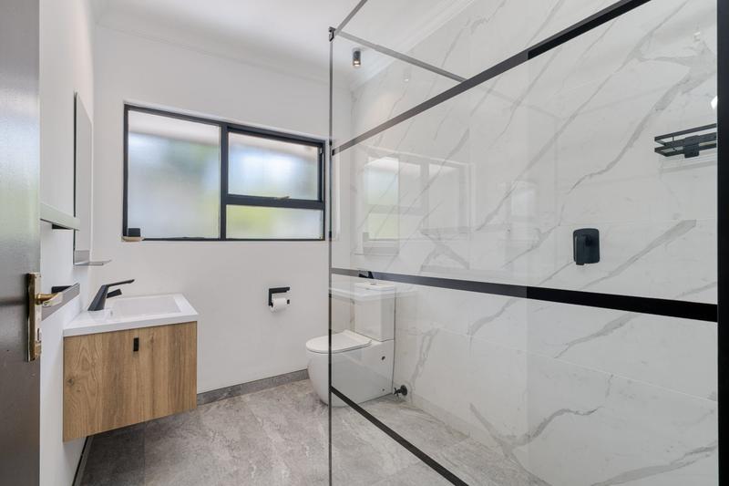 To Let 4 Bedroom Property for Rent in Dainfern Golf Estate Gauteng