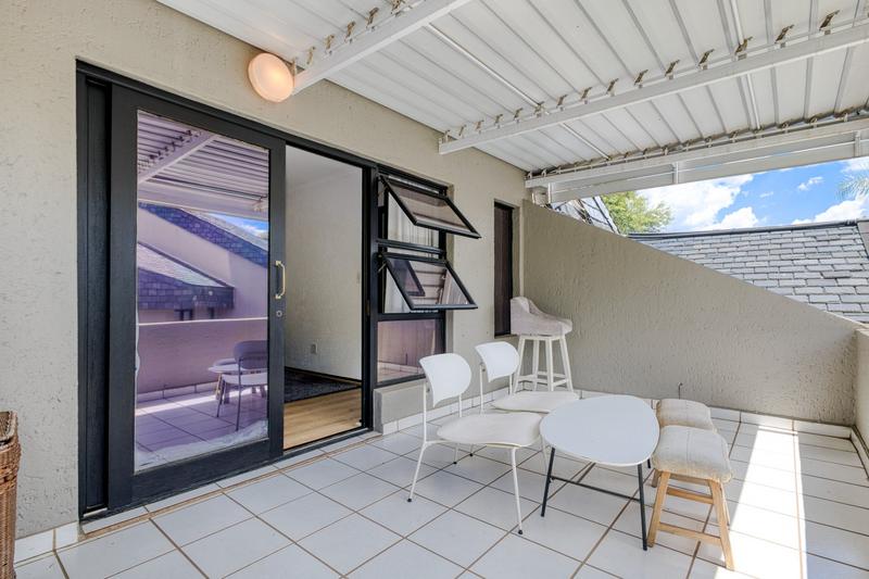 To Let 4 Bedroom Property for Rent in Dainfern Golf Estate Gauteng