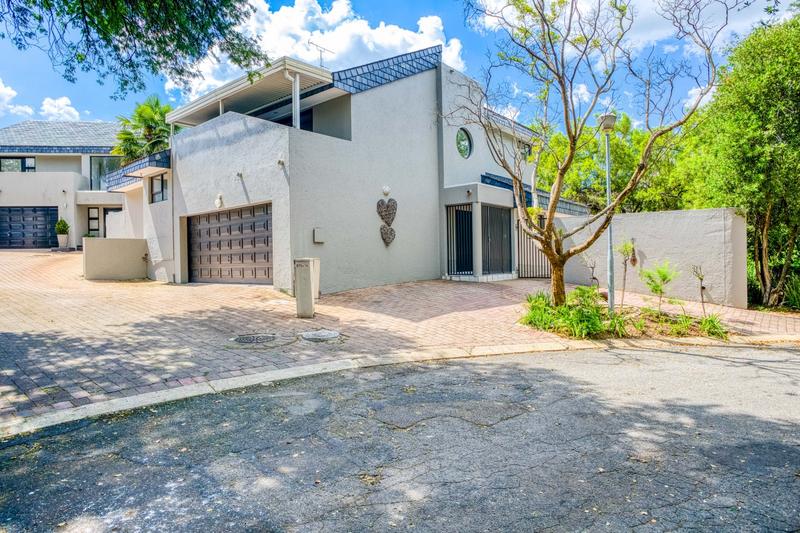 To Let 4 Bedroom Property for Rent in Dainfern Golf Estate Gauteng