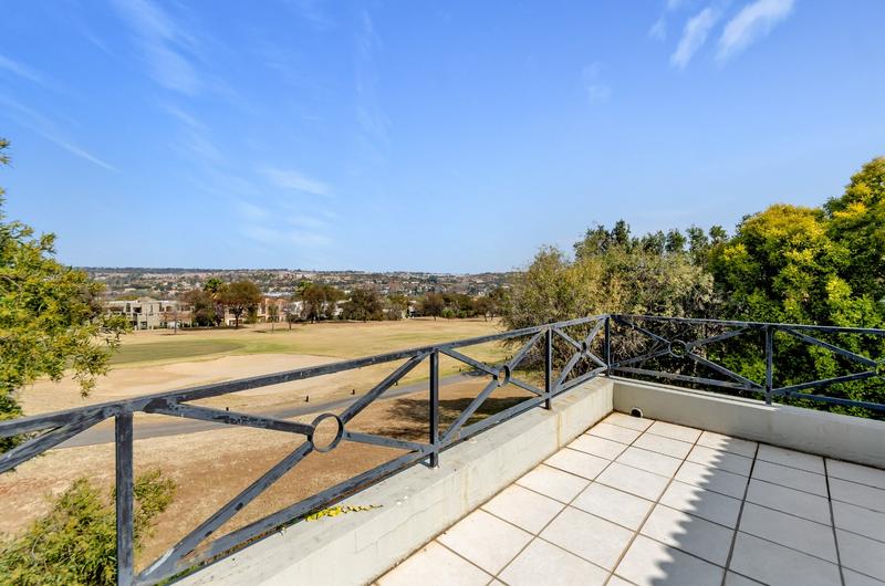 To Let 4 Bedroom Property for Rent in Dainfern Golf Estate Gauteng