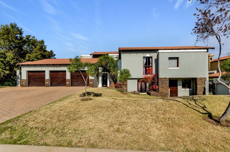 To Let 4 Bedroom Property for Rent in Dainfern Golf Estate Gauteng