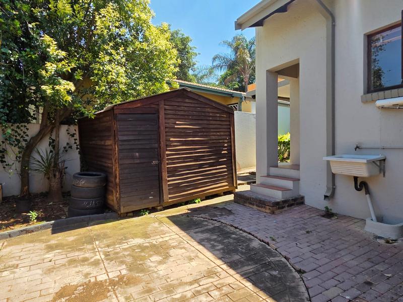 3 Bedroom Property for Sale in Faerie Glen Gauteng