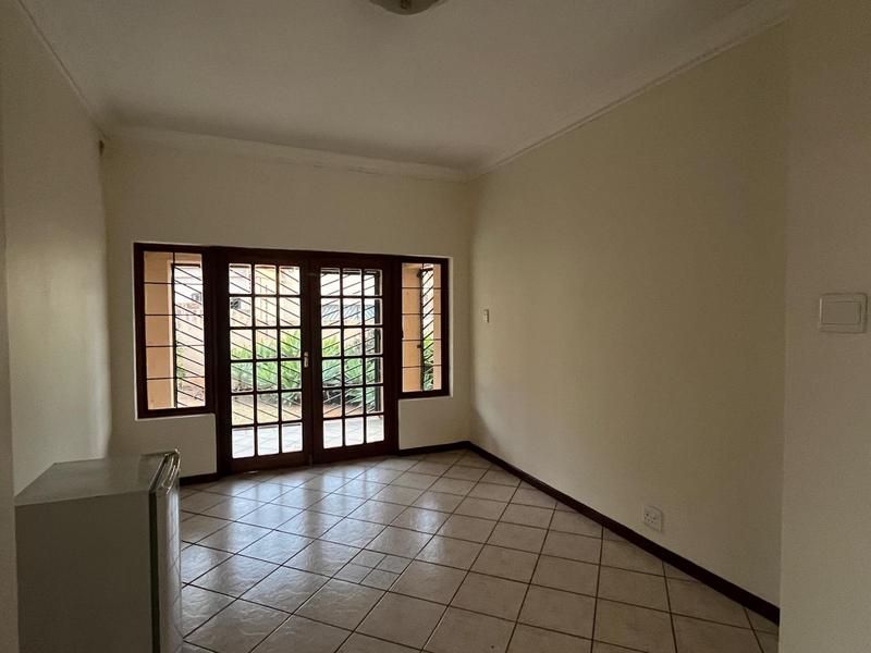 To Let 4 Bedroom Property for Rent in Olympus AH Gauteng