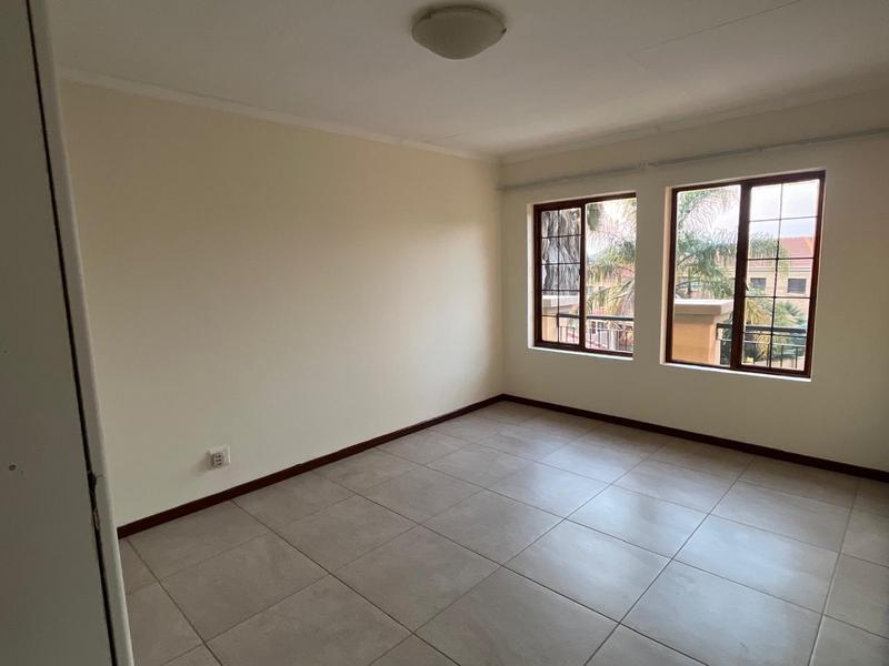 To Let 4 Bedroom Property for Rent in Olympus AH Gauteng