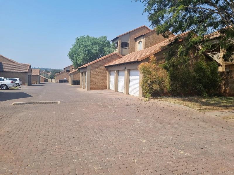 To Let 2 Bedroom Property for Rent in Olympus AH Gauteng