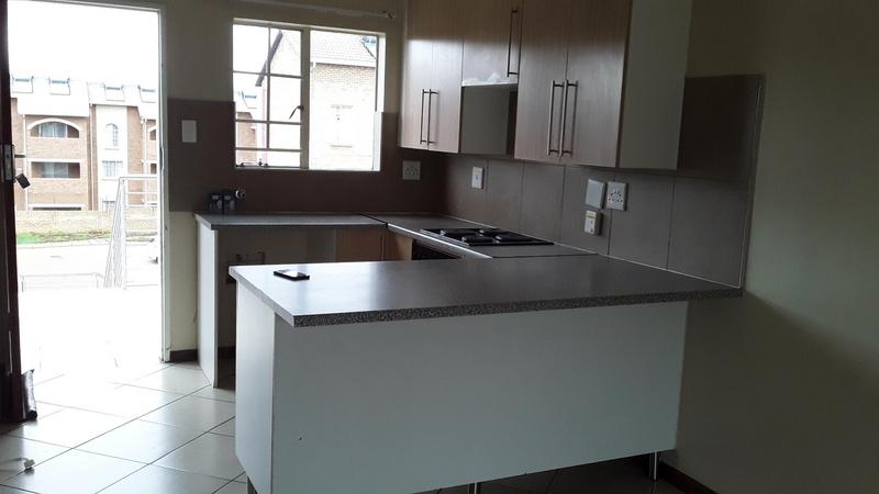 To Let 2 Bedroom Property for Rent in Stone Ridge Gauteng