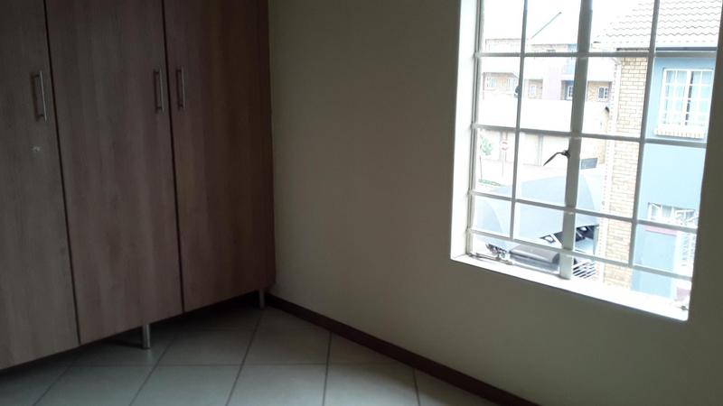 To Let 2 Bedroom Property for Rent in Stone Ridge Gauteng