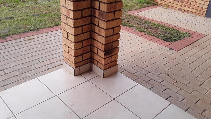 To Let 2 Bedroom Property for Rent in Stone Ridge Gauteng