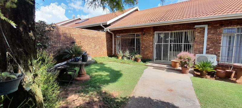 3 Bedroom Property for Sale in Clubview Gauteng