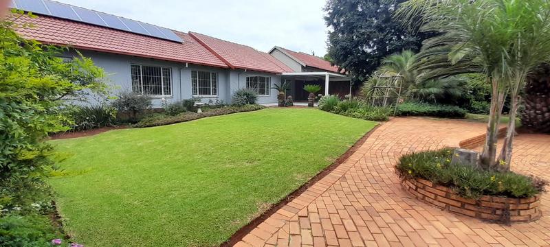4 Bedroom Property for Sale in Hennopspark Gauteng