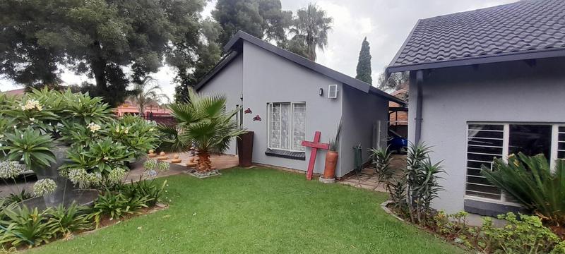 3 Bedroom Property for Sale in The Reeds Gauteng
