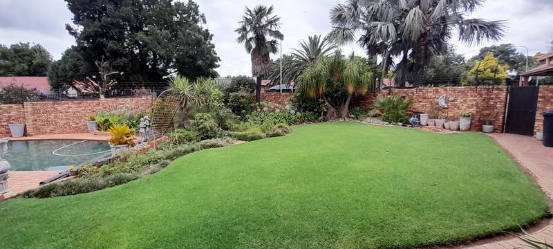 3 Bedroom Property for Sale in Wierda Park Gauteng