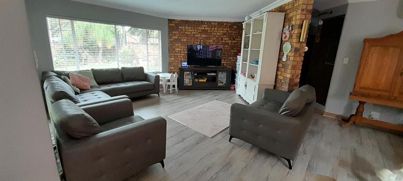 3 Bedroom Property for Sale in Wierda Park Gauteng