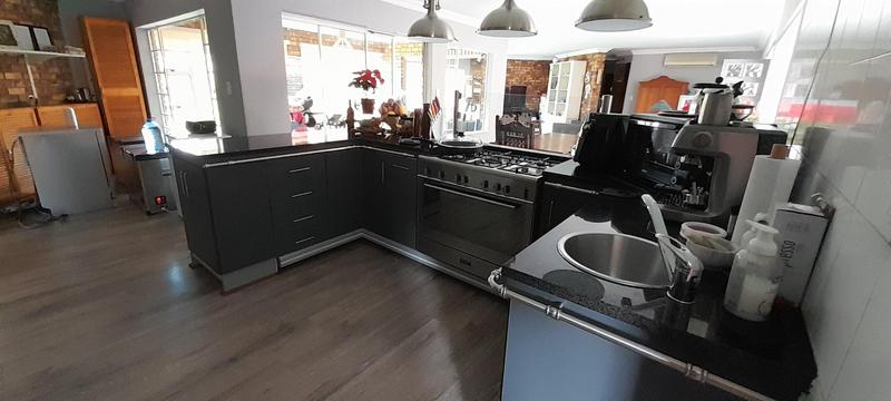 3 Bedroom Property for Sale in Wierda Park Gauteng