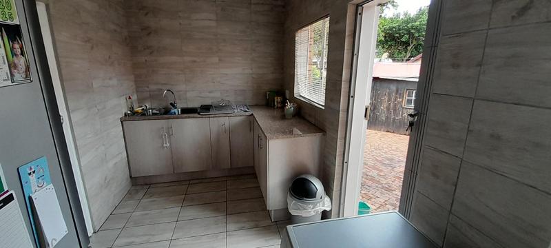 3 Bedroom Property for Sale in Wierda Park Gauteng