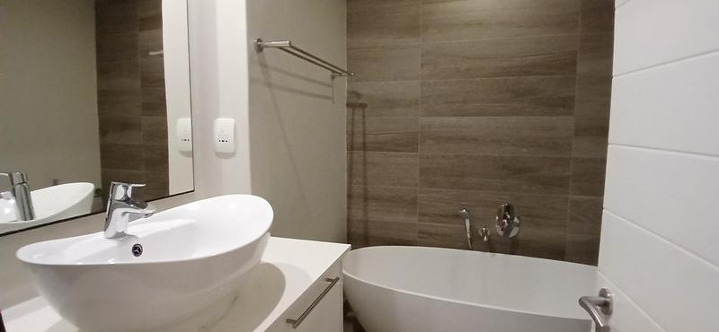 1 Bedroom Property for Sale in Ashlea Gardens Gauteng