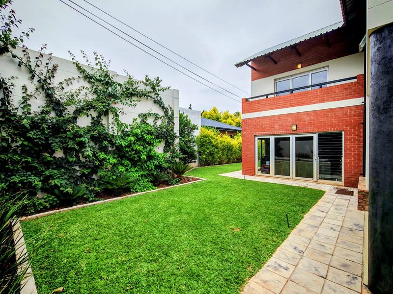 6 Bedroom Property for Sale in Montana Park Gauteng