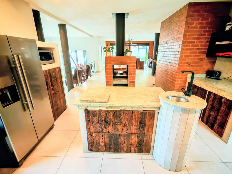 6 Bedroom Property for Sale in Montana Park Gauteng